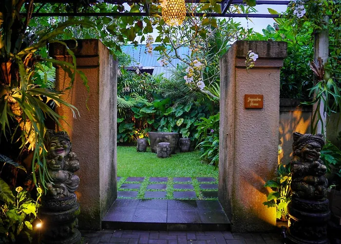 Jayendra House منتزه العطل *